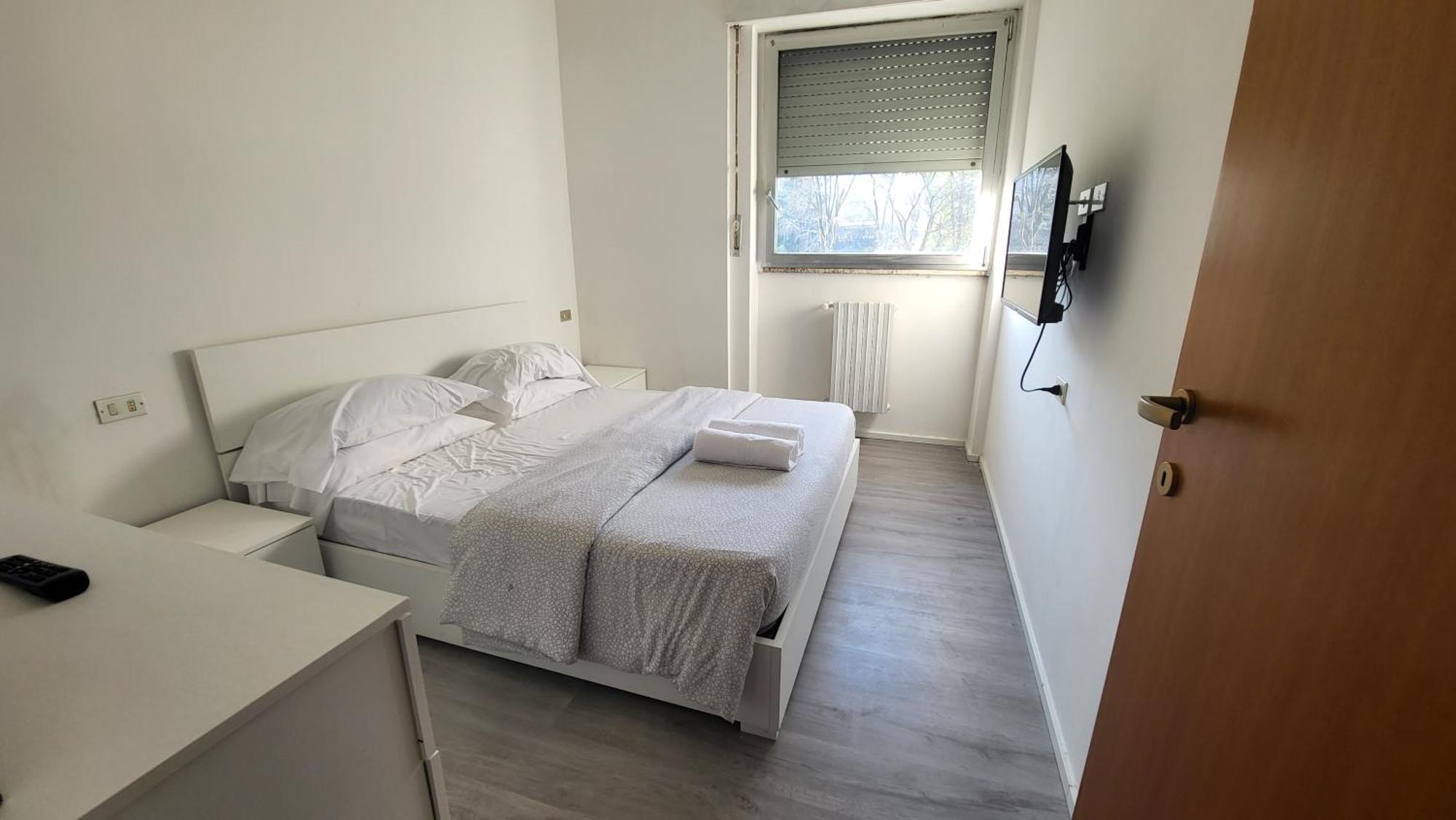 Toma Apartment Trilocale Moderno Per Max 6 Persone Milan Luaran gambar