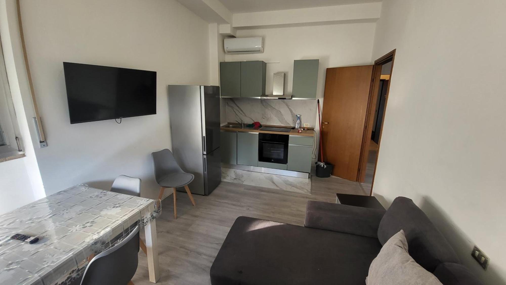 Toma Apartment Trilocale Moderno Per Max 6 Persone Milan Luaran gambar