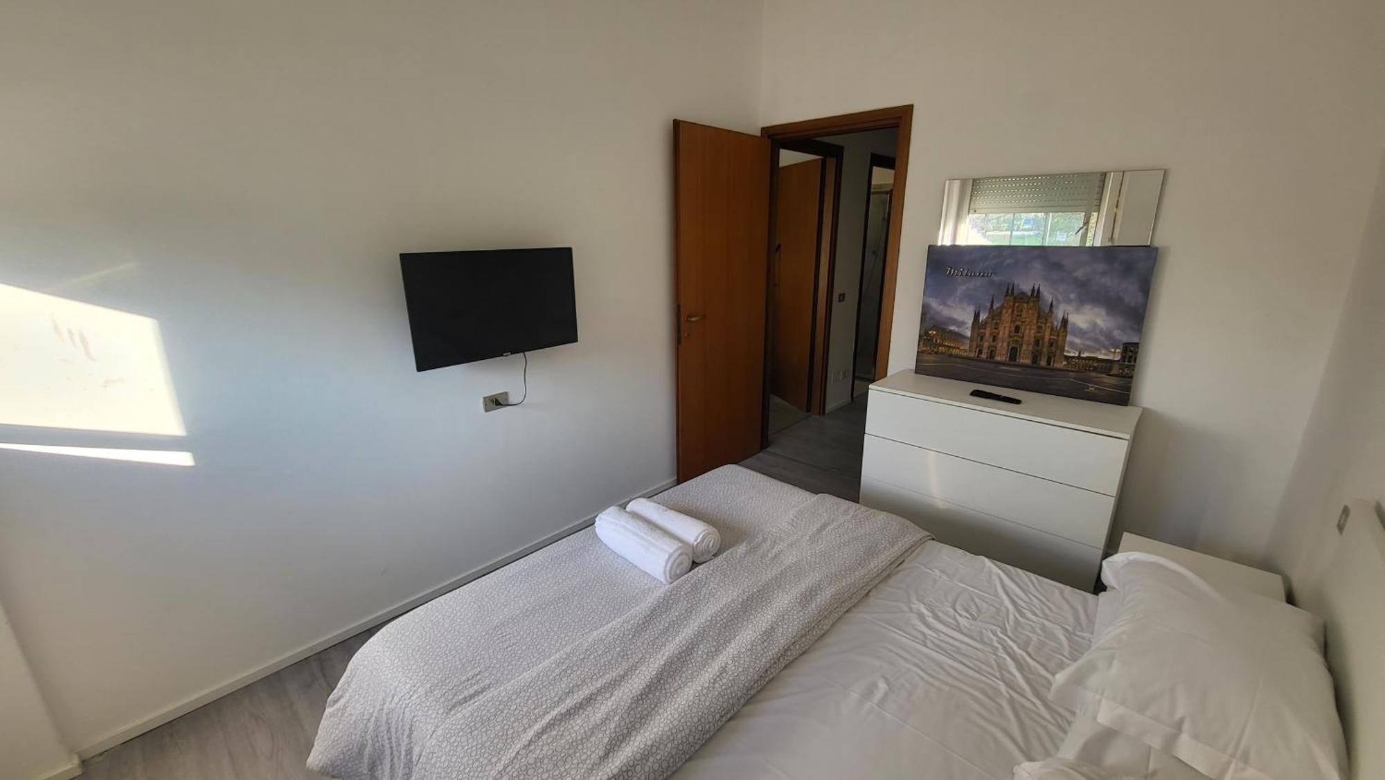 Toma Apartment Trilocale Moderno Per Max 6 Persone Milan Luaran gambar